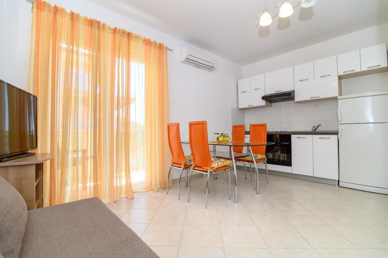 Apartments Vice Trogir Ngoại thất bức ảnh