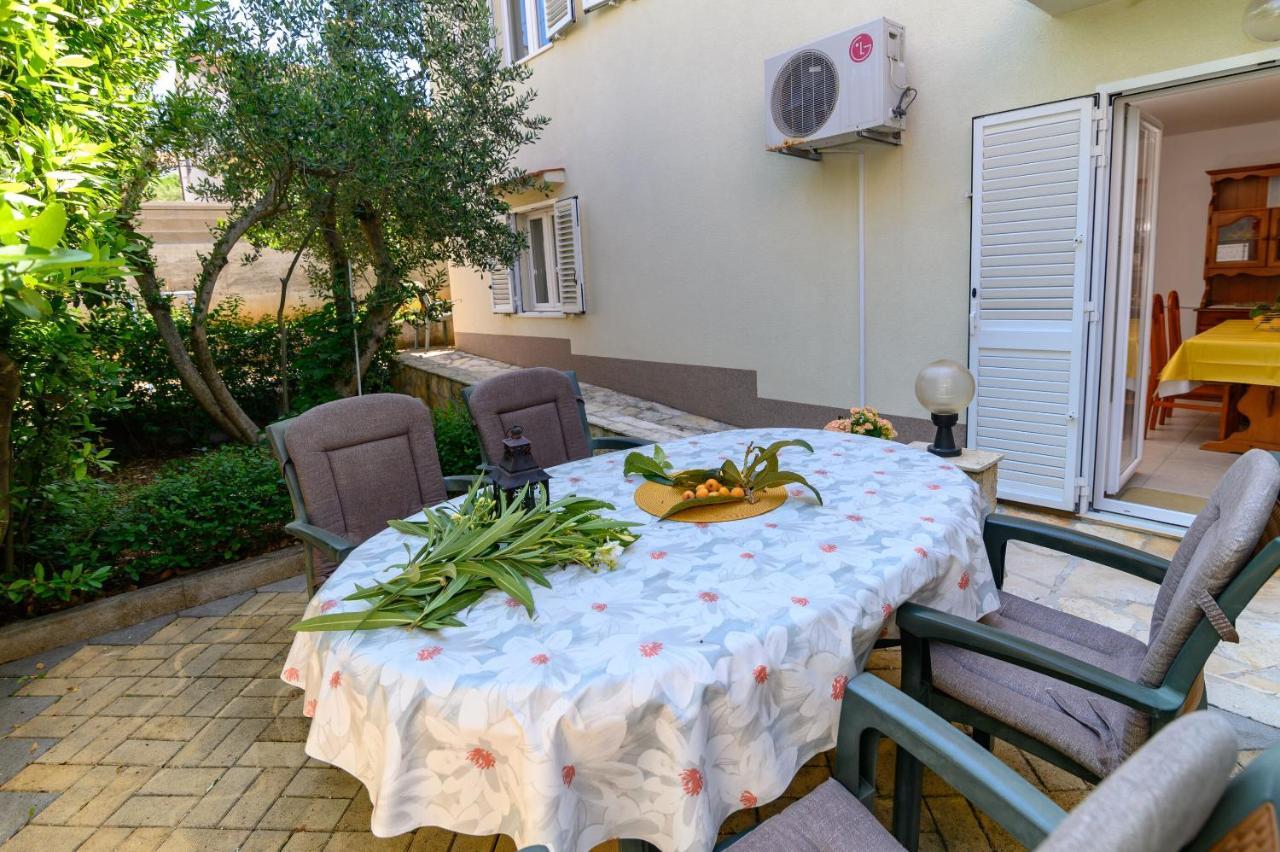 Apartments Vice Trogir Ngoại thất bức ảnh