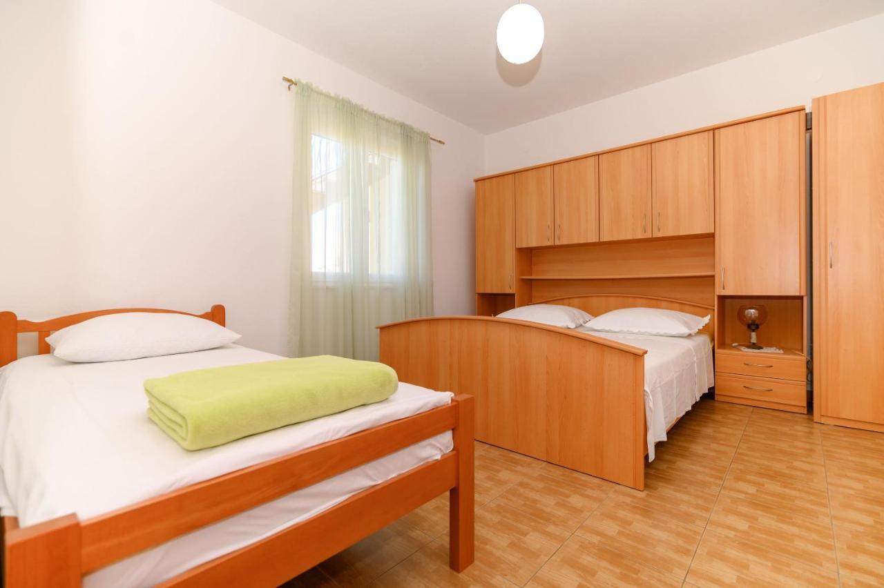Apartments Vice Trogir Ngoại thất bức ảnh