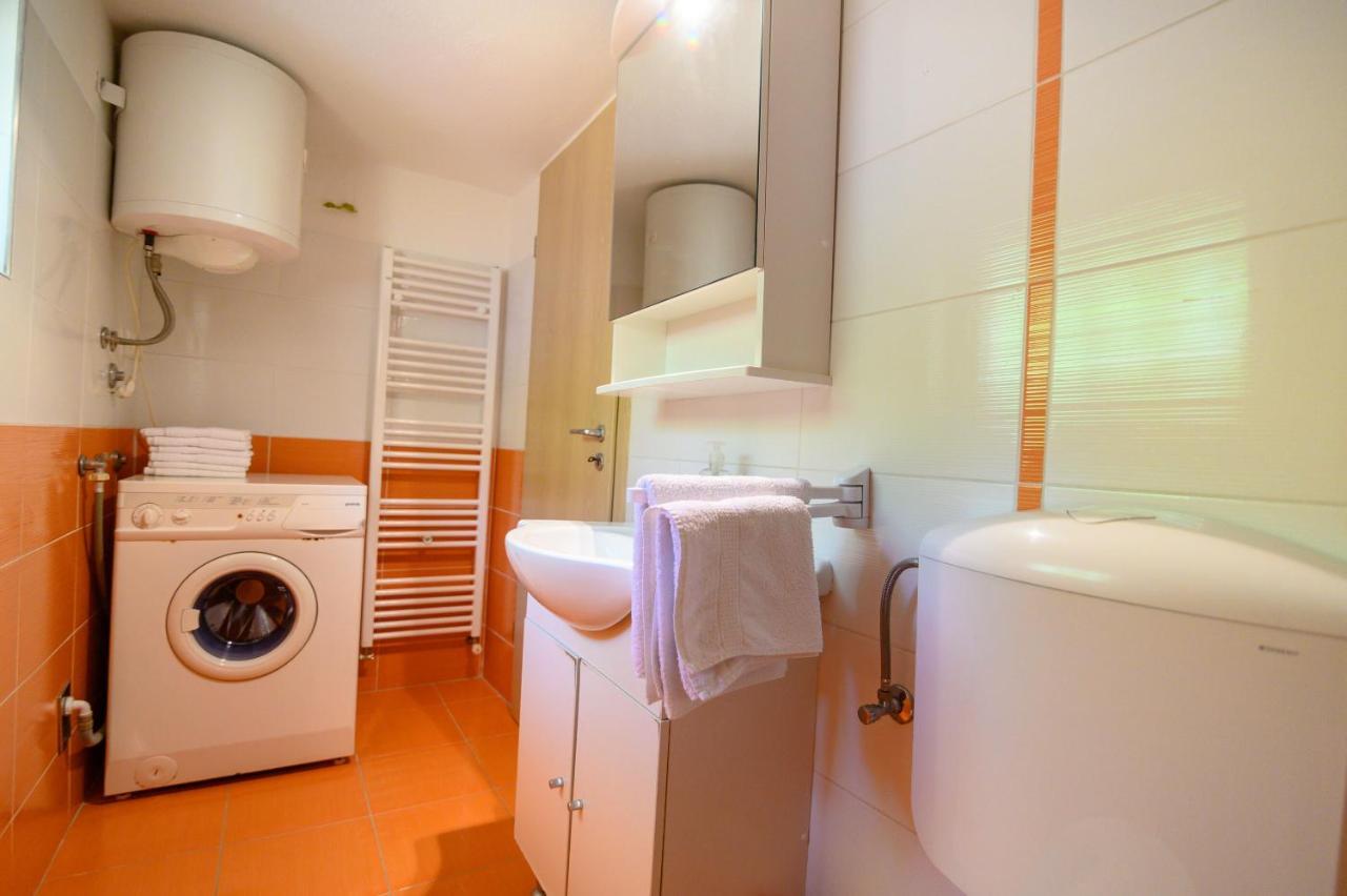 Apartments Vice Trogir Ngoại thất bức ảnh